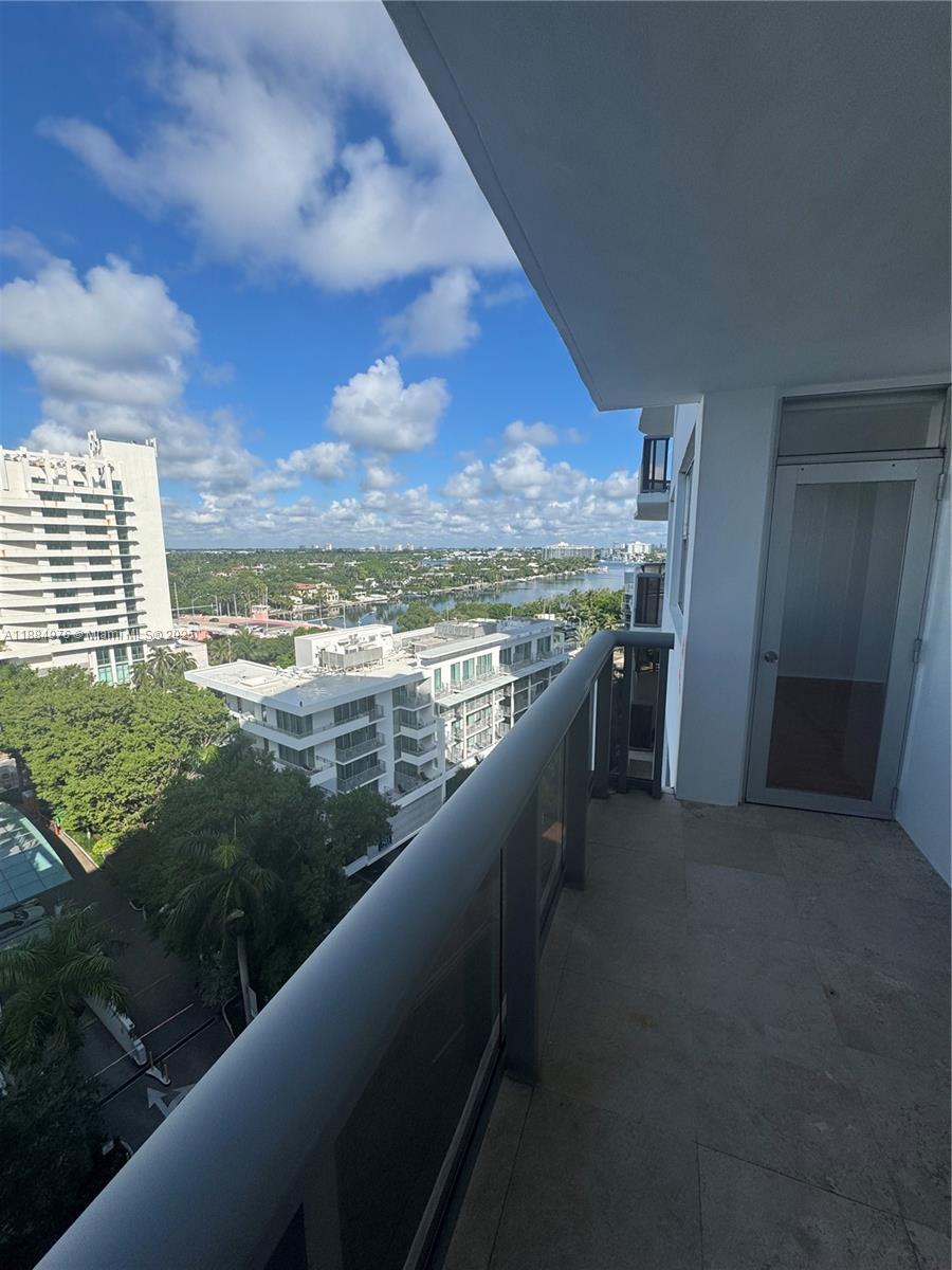 6039 Collins Ave 1236, Miami Beach
