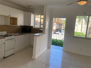 Photo of Listing #A11884573