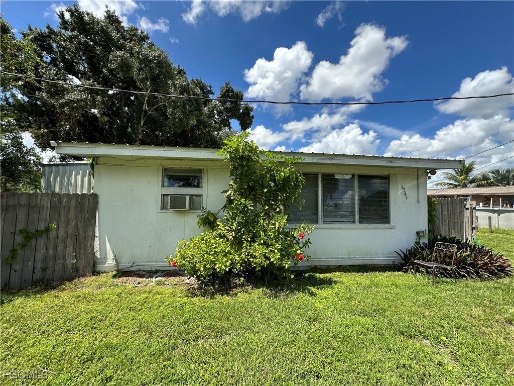 1746 Pacific Ave, North Fort Myers