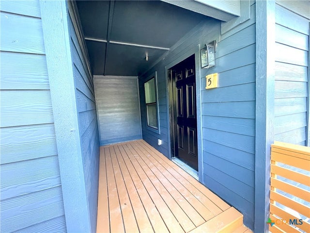 2204 W San Antonio Street 5, New Braunfels