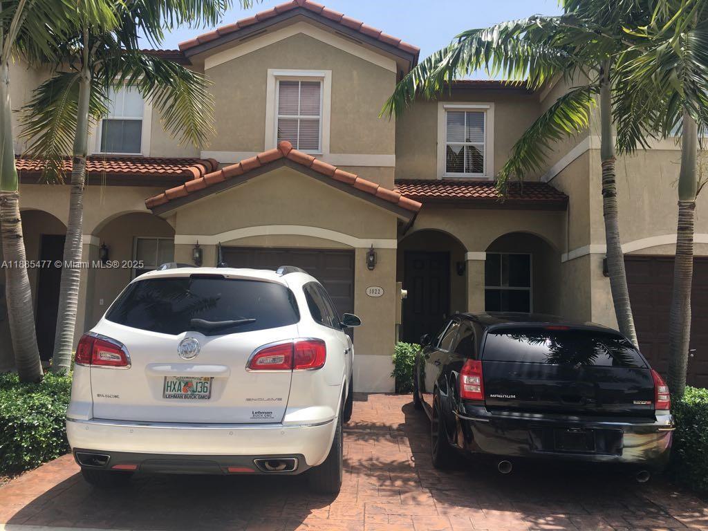 1026 Ne 207th Ter 1026, Miami