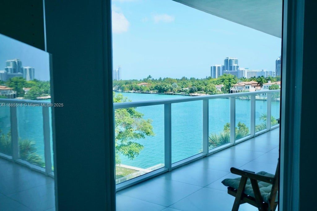 9821 E Bay Harbor Dr 502, Bay Harbor Islands