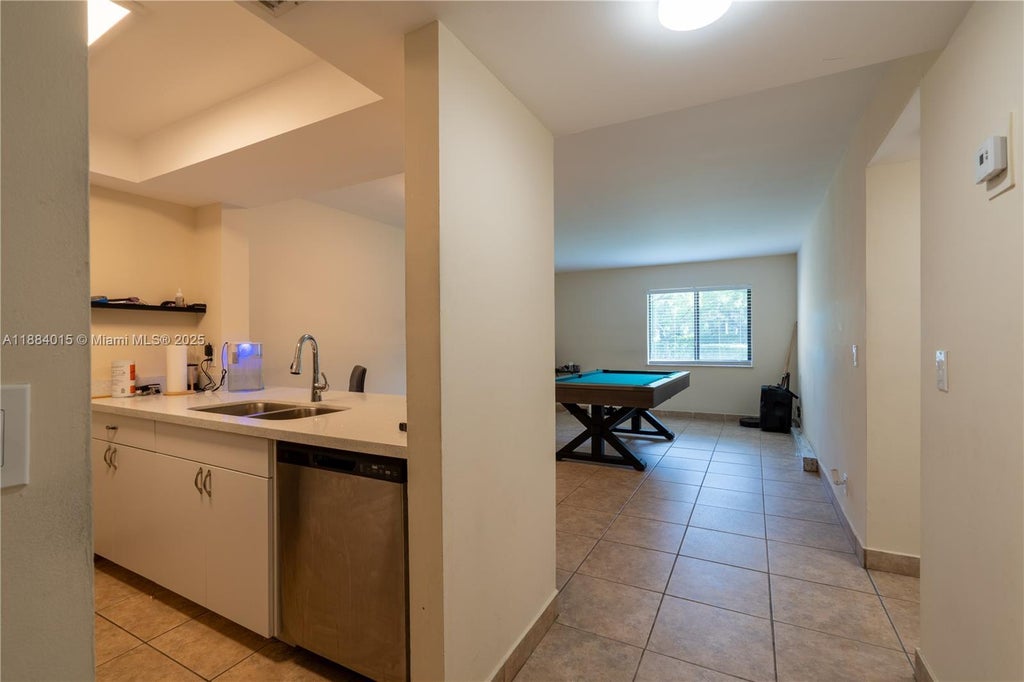 10001 W Atlantic Blvd 124, Coral Springs