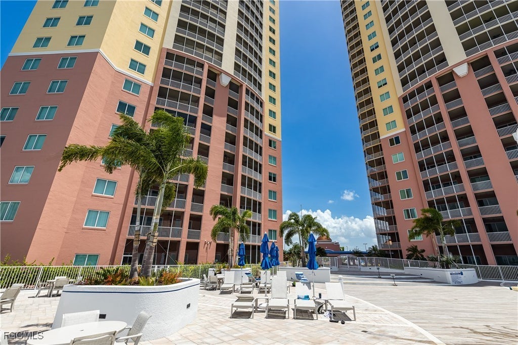 2743 1st St 104, Fort Myers