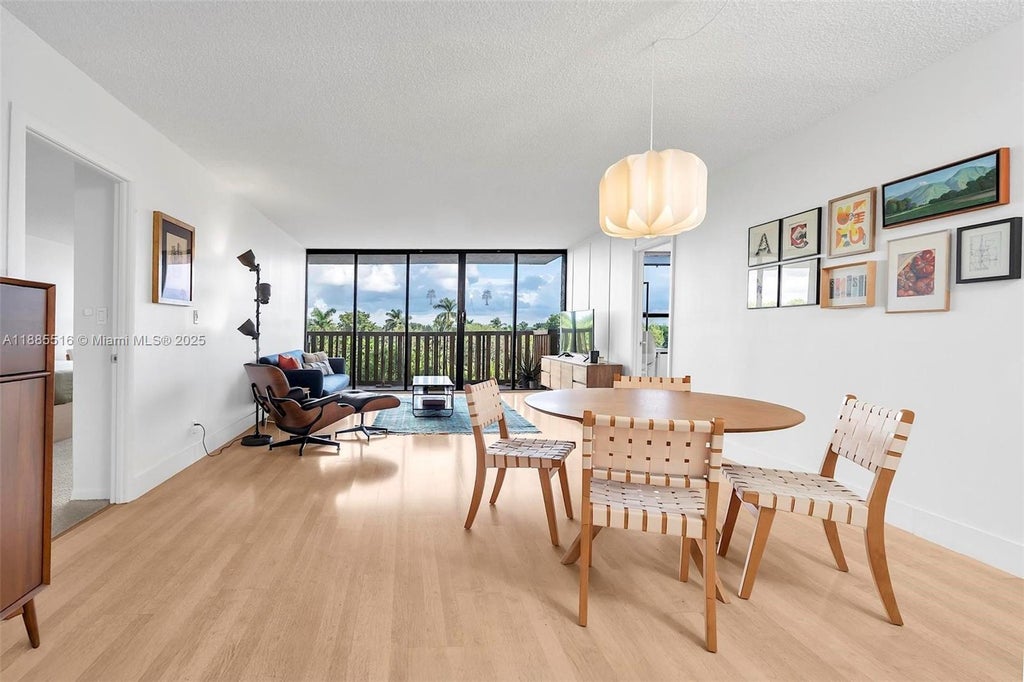 780 Ne 69th St 408, Miami