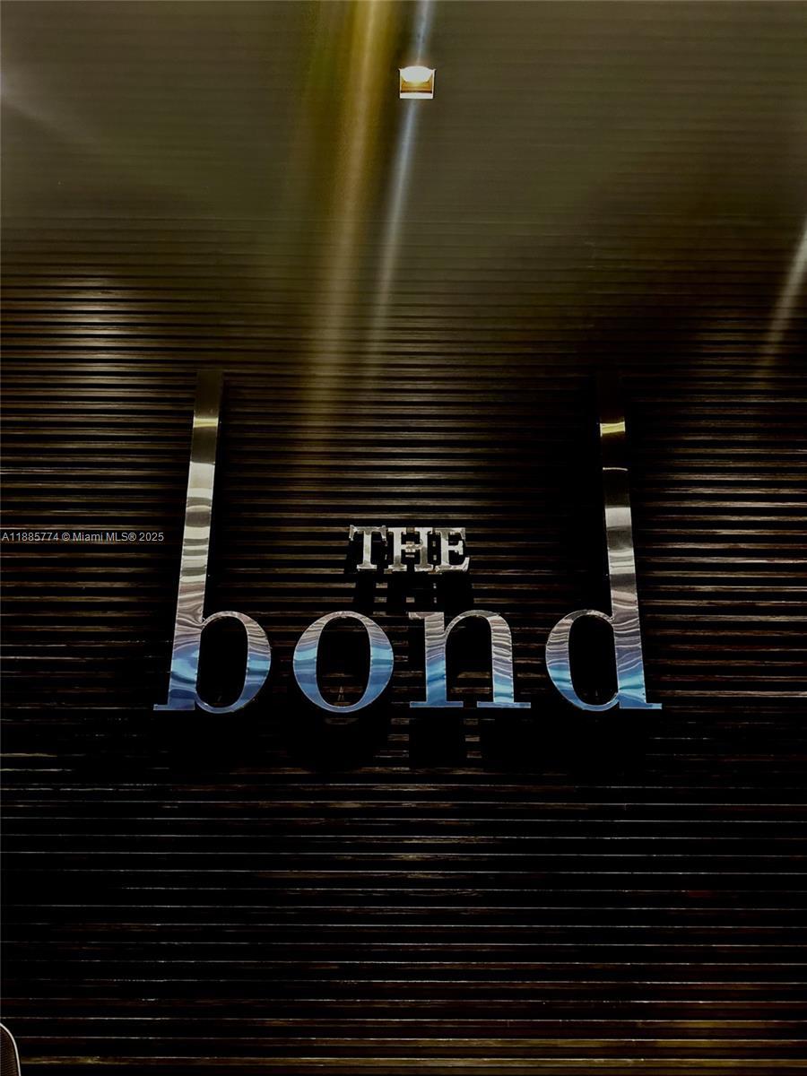 1080 Brickell Ave 703, Miami