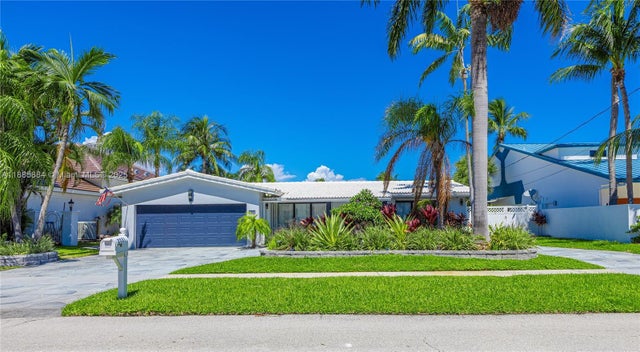 3 of 40 - 2531 Ne 47th St, Lighthouse Point, FL