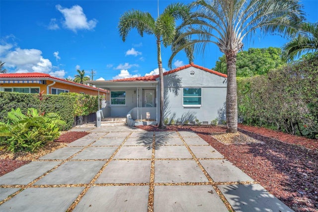 1 of 27 - 1535 Jackson St, Hollywood, FL