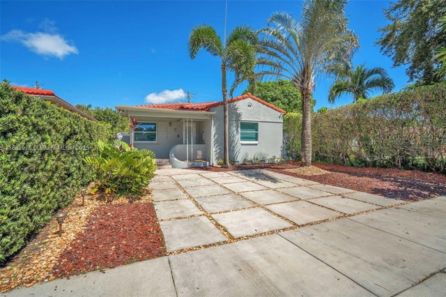 3 of 27 - 1535 Jackson St, Hollywood, FL