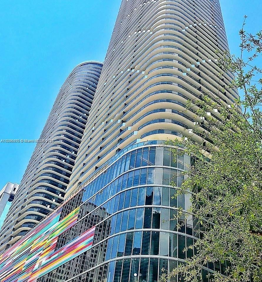 55 Sw 9th St 1608, Miami