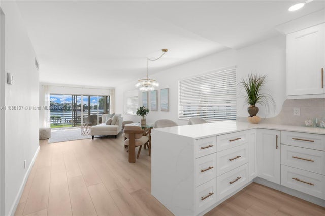 2 of 38 - 3301 Spanish Trl 207, Delray Beach, FL