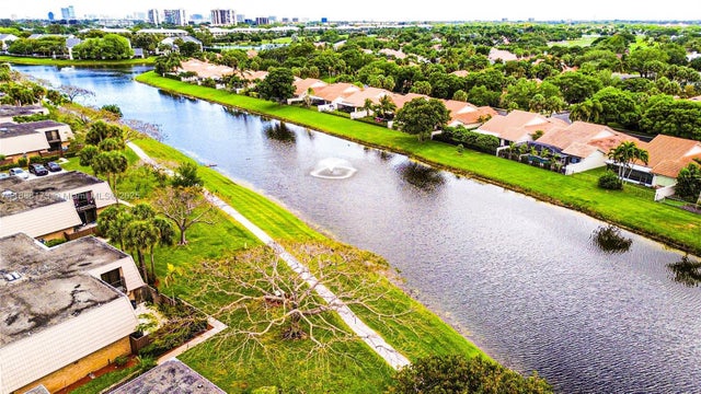 2 of 20 - 133 Heritage Way 133, West Palm Beach, FL