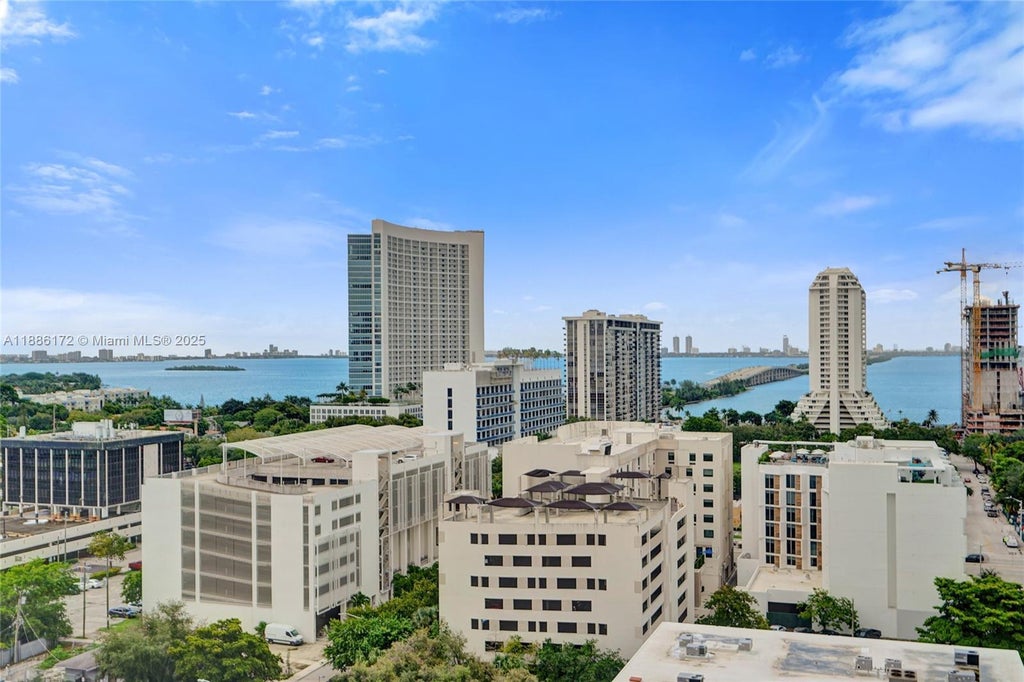 121 Ne 34th St 1406a, Miami