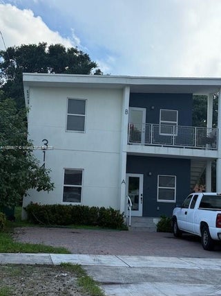 Photo of Listing #A11886617