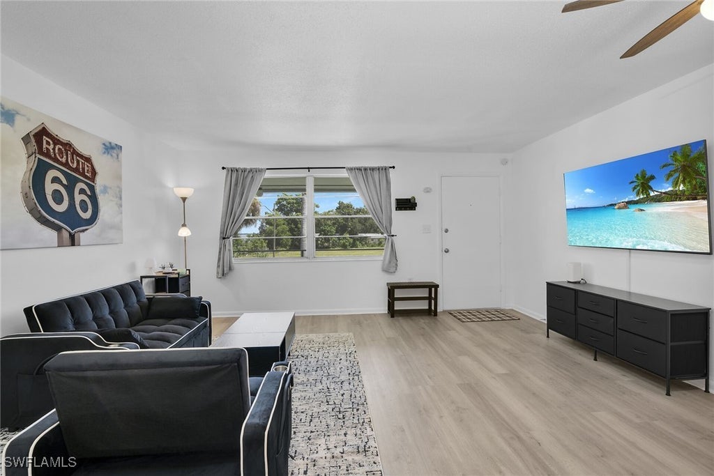 3225 E Riverside Dr, Fort Myers