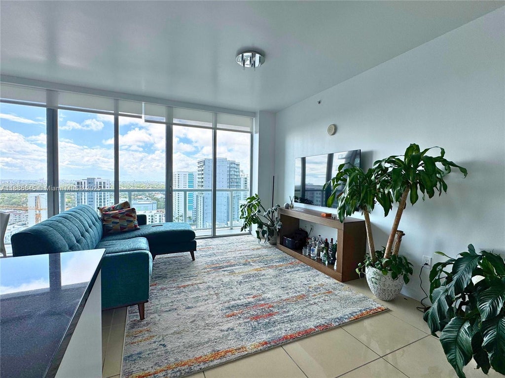 N/A, Miami