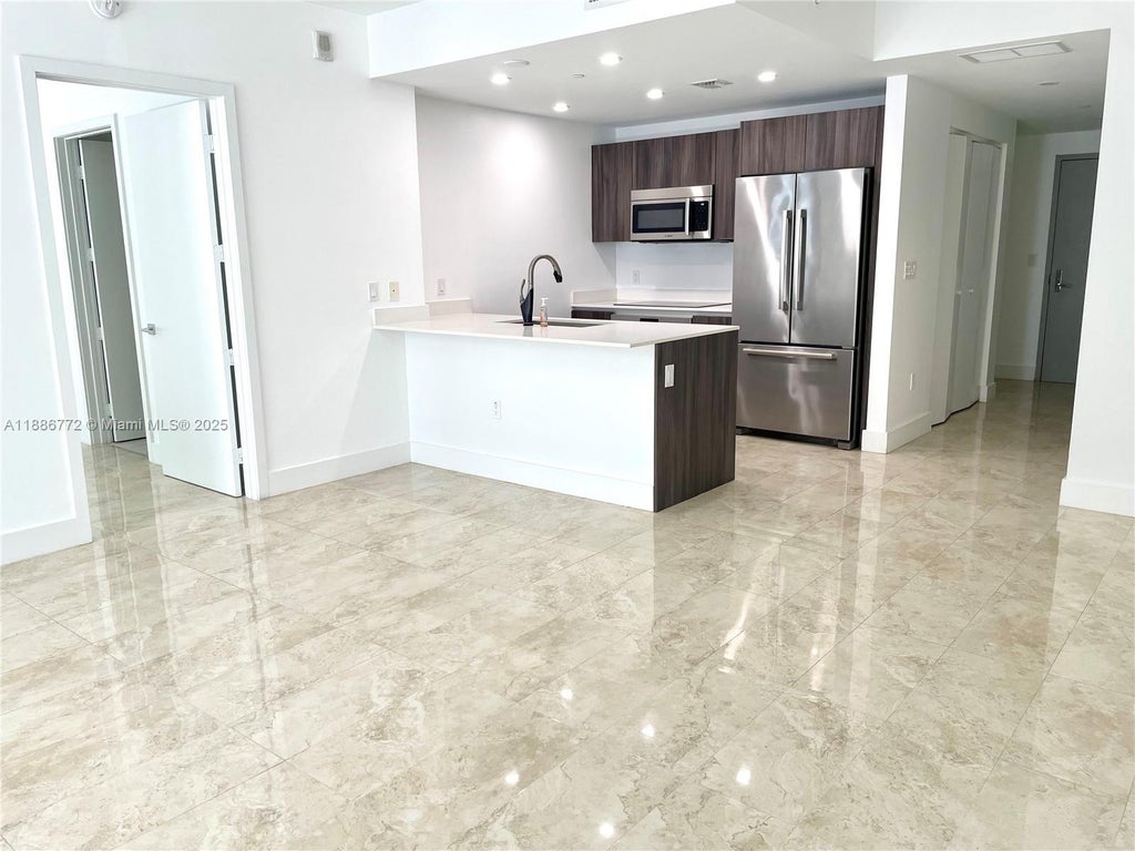 488 Ne 18th St 2804, Miami