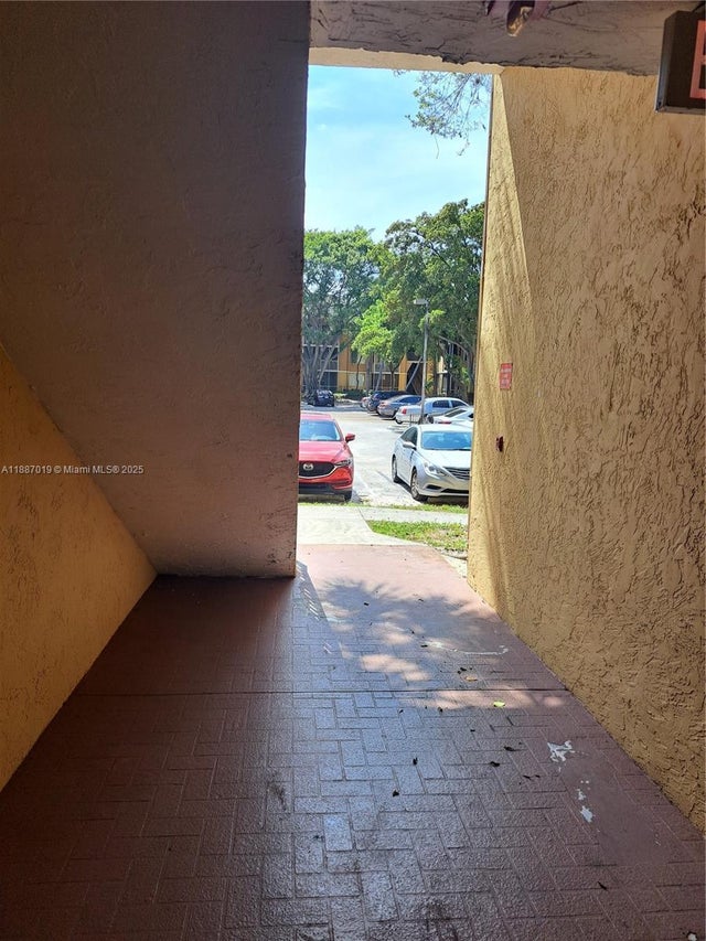 3 of 21 - 4045 W Mcnab Rd G101, Pompano Beach, FL