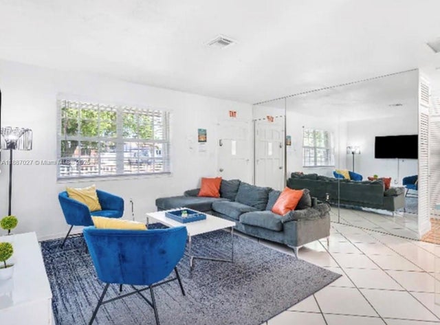 2 of 14 - 330 N 68th Ave, Hollywood, FL