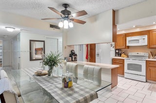 Photo of Listing #A11887205