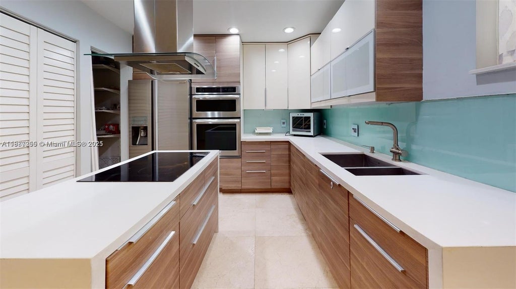 2430 Brickell Ave 102a, Miami