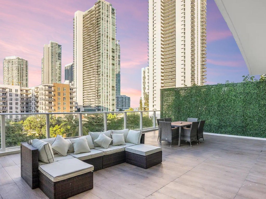 321 Ne 26th St 501, Miami