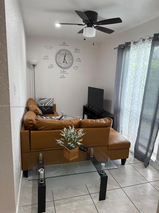 Photo of Listing #A11883010