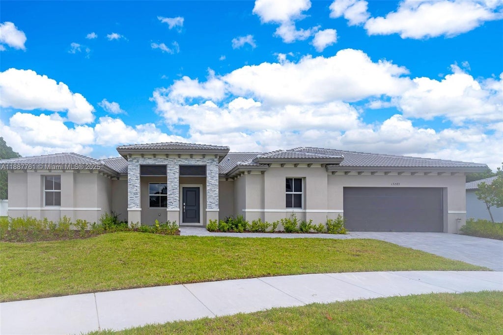 13283 Sw 188th Ter, Kendall