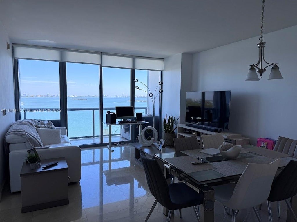 601 Ne 36th St 1311, Miami