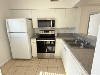 Photo of Listing #A11886239