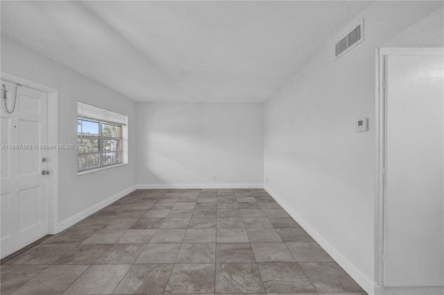 2 of 25 - 5050 Bayview Dr 21, Fort Lauderdale, FL