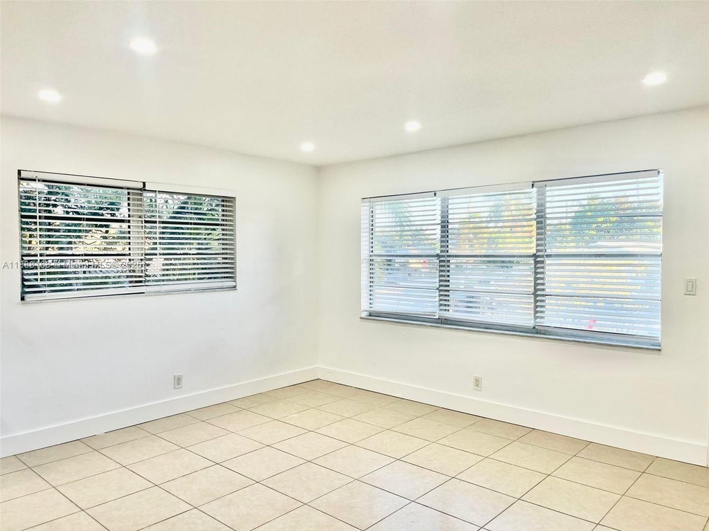 2255 Se 5th St 10, Pompano Beach