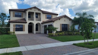 Photo of Listing #A11888187