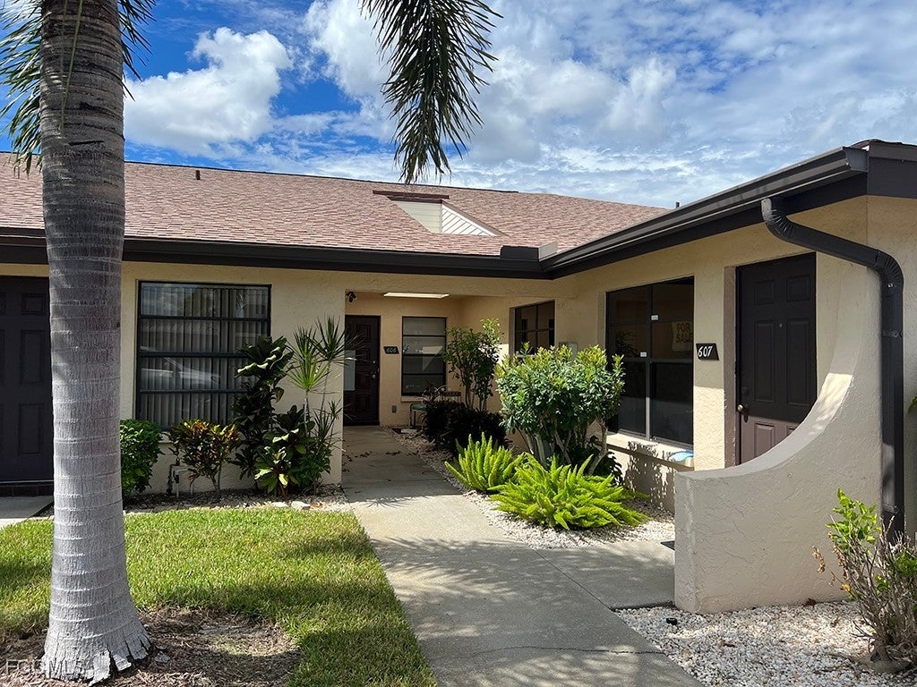 3906 Se 11th Pl 606, Cape Coral