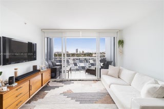 Photo of Listing #A11888601