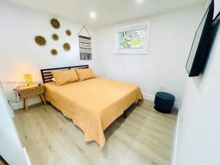 Photo of Listing #A11888640