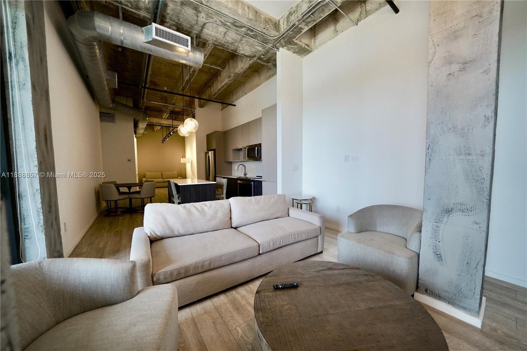 7920 Ne 2nd Ave 305, Miami