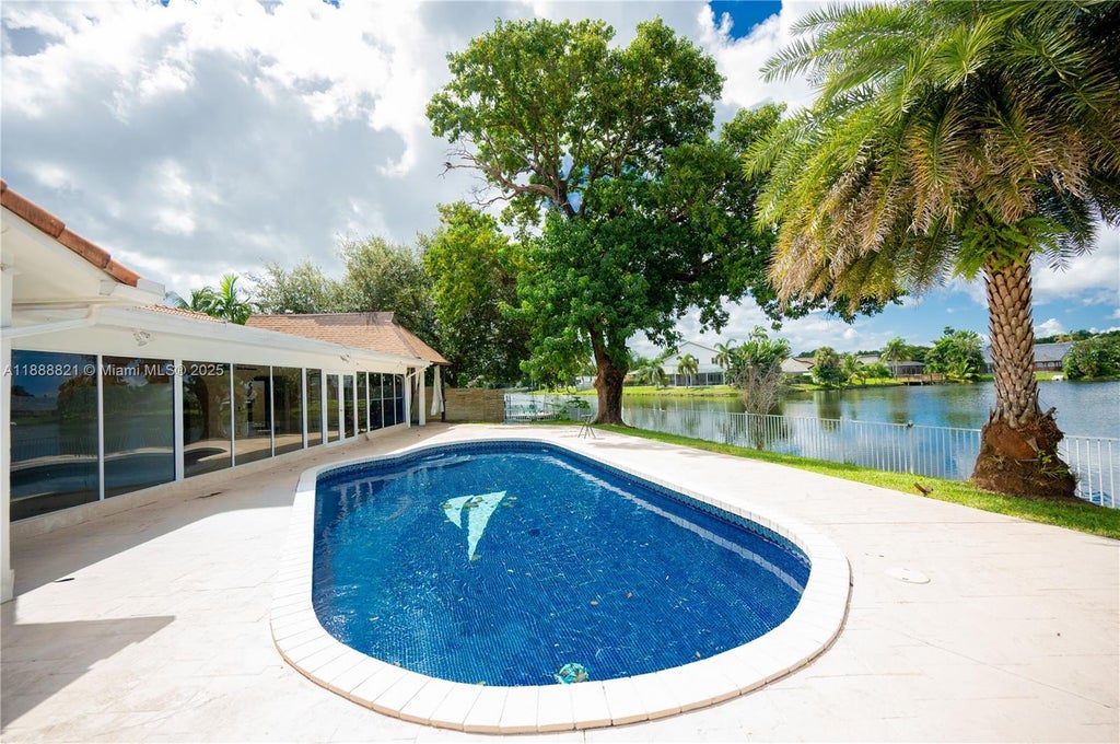 9881 Sw 1st Ct, Plantation