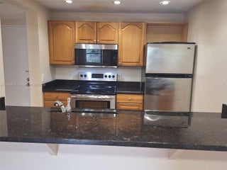 Photo of Listing #A11888929