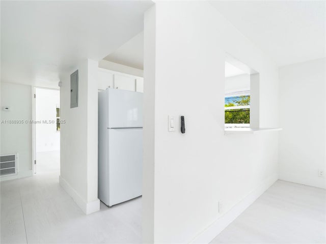 4 of 33 - 2025 Miami Rd 7, Fort Lauderdale, FL