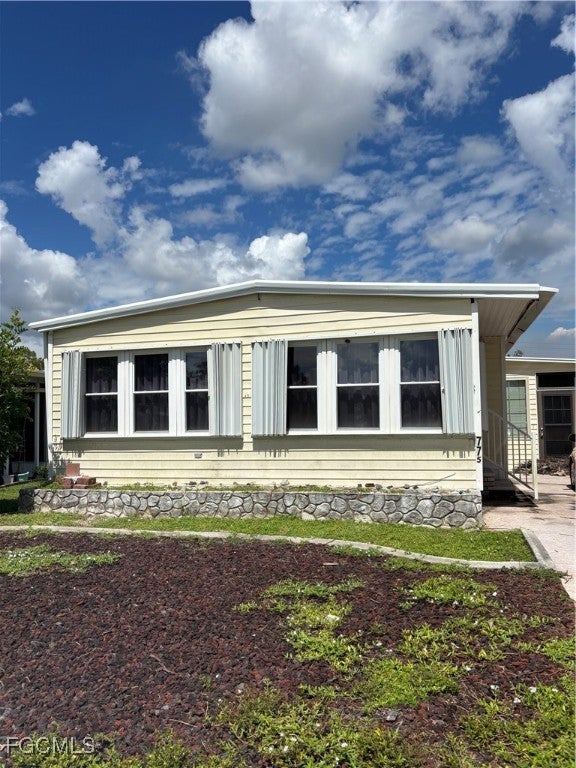 775 Knotty Pine Cir, North Fort Myers