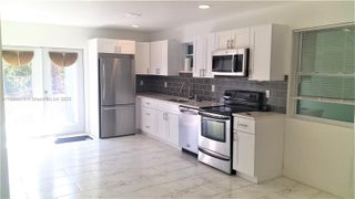 Photo of Listing #A11889014