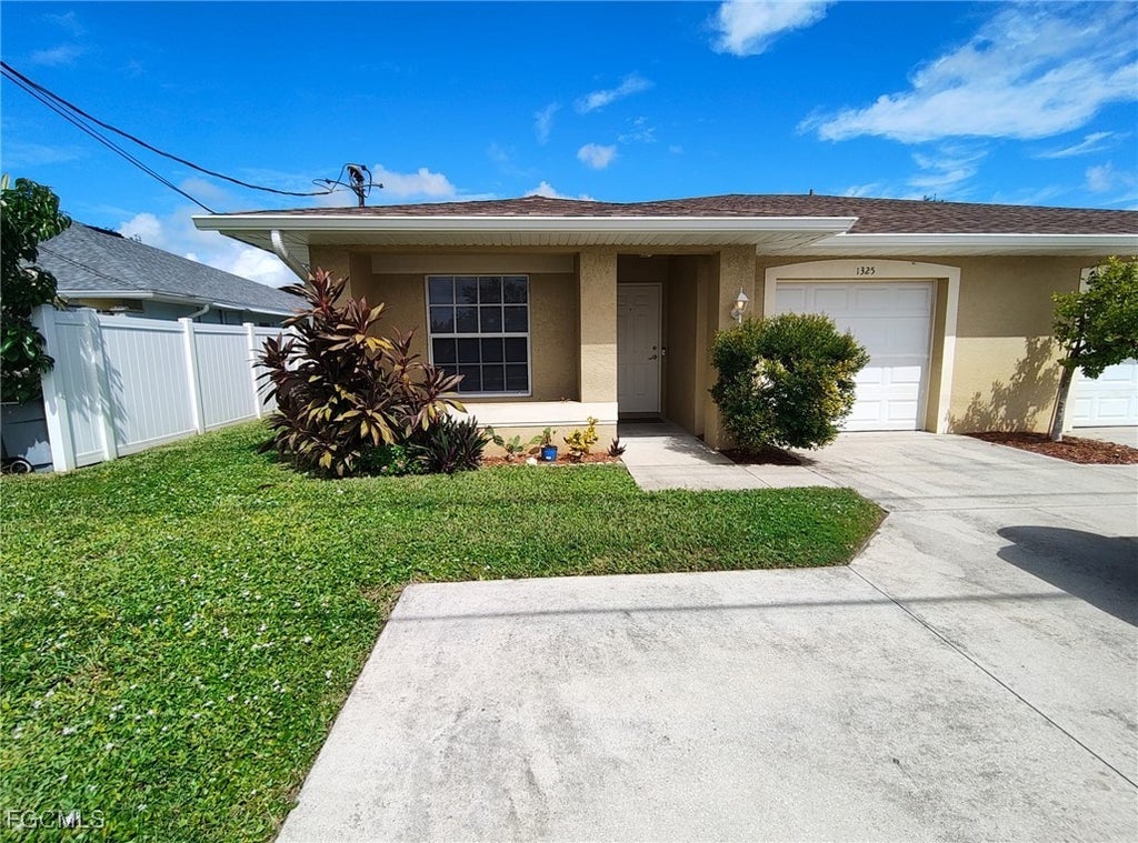 1325 Gleason Pkwy, Cape Coral