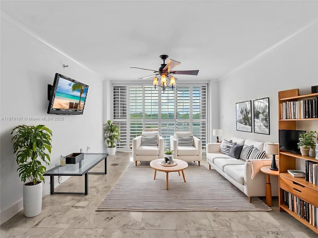 2501 Brickell Ave 601, Miami