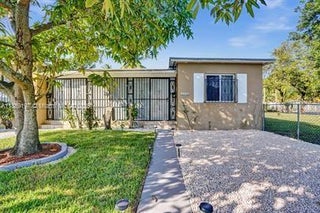 Photo of Listing #A11889197