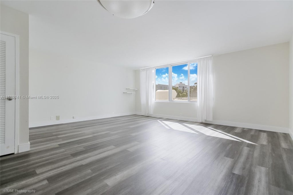 1000 West Ave 203, Miami Beach