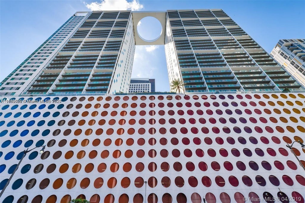 500 Brickell Ave 3510, Miami