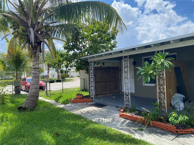 2 of 23 - 2215 Adams St 1, Hollywood, FL