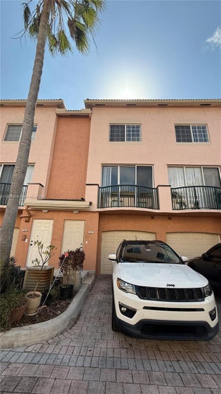 Photo of Listing #A11890518