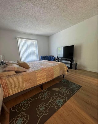 Photo of Listing #A11889640